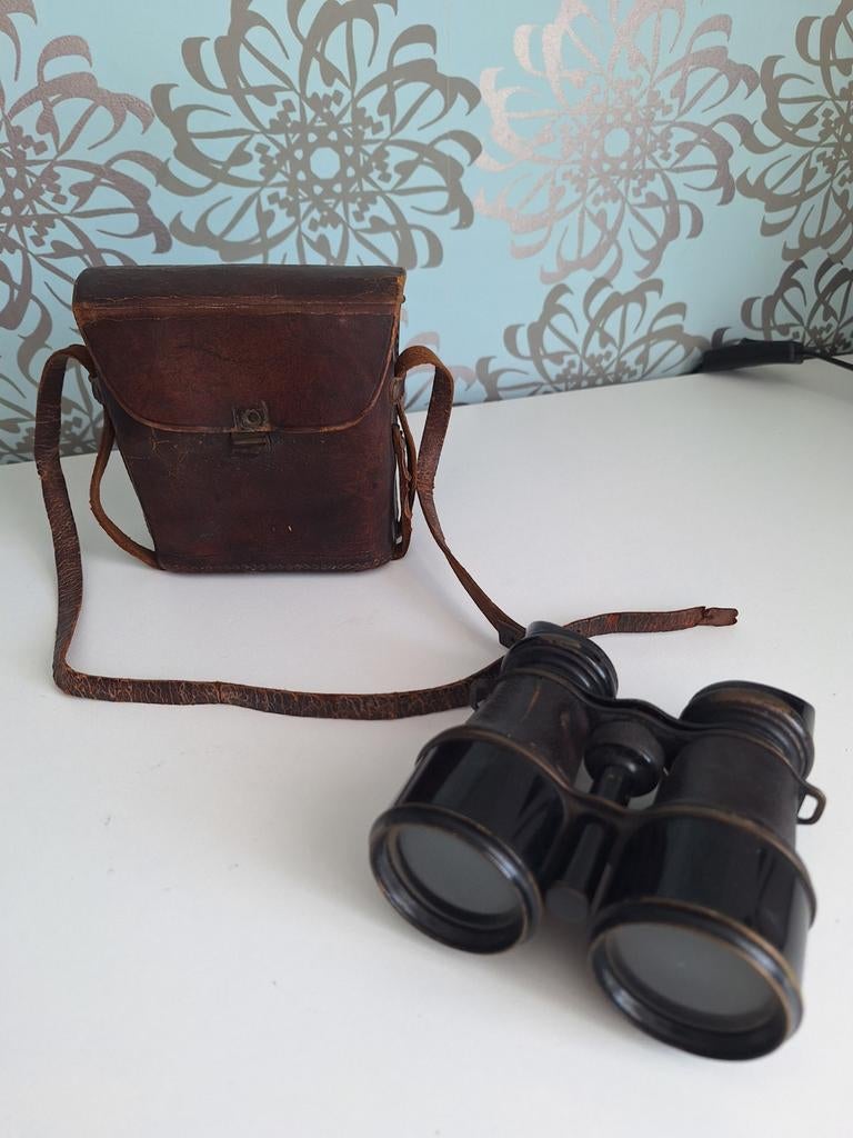 Antieke verrekijker in leren tasje - Vintage Opera kijker, Audio, Tv en Foto, Optische apparatuur | Verrekijkers, Ophalen of Verzenden