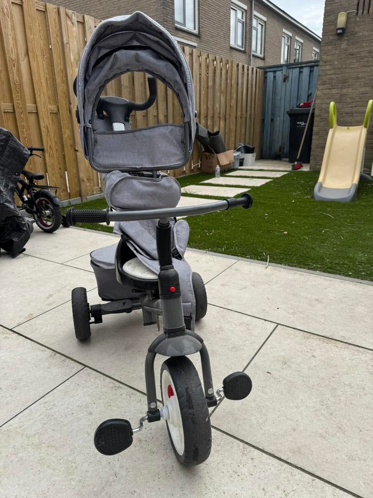 Driewieler met stang. Gratis, Ophalen of Verzenden, Zo goed als nieuw