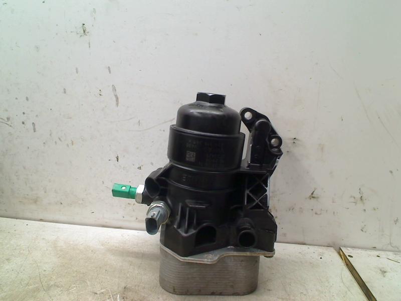 Oliefilterhuis met koeler Golf VII Variant (AUVV) 2017, Gebruikt, Volkswagen, Volkswagen AG, Kundenbetreuung@volkswagen.de