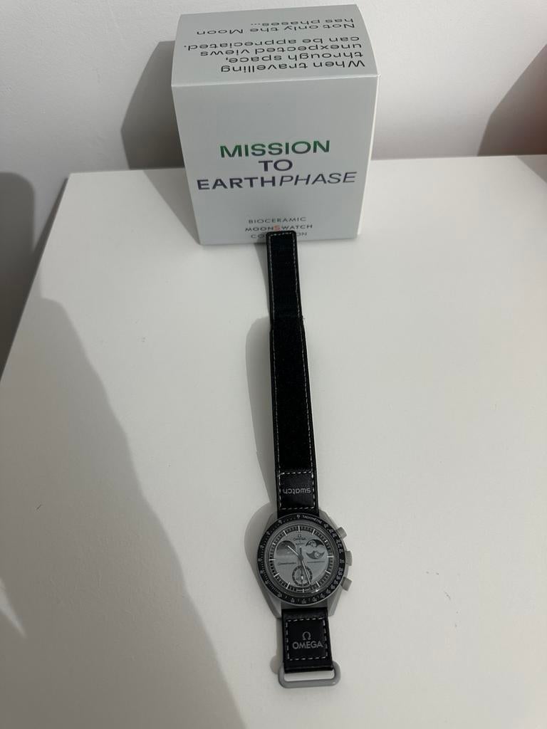 Omega x Swatch Mission to EarthPhase, Ophalen of Verzenden, Nieuw