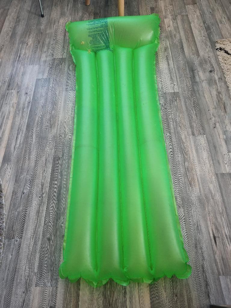 2 luchtbedden incl. pomp, Ophalen of Verzenden