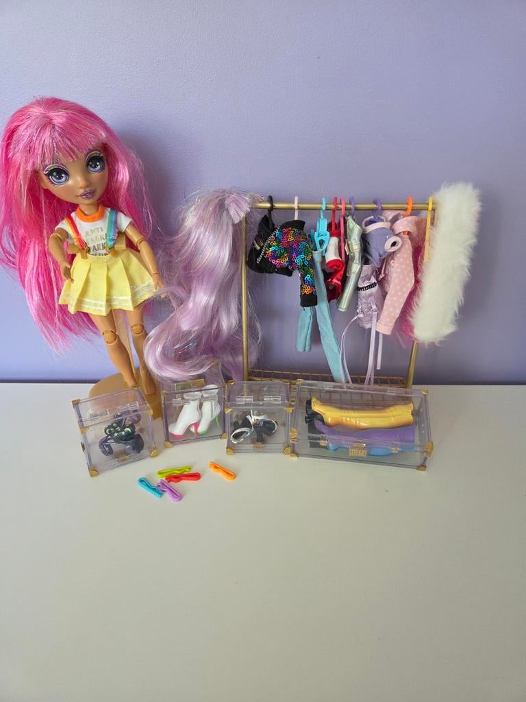 Rainbow High Fashion studio, Kinderen en Baby's, Ophalen of Verzenden, Zo goed als nieuw, Overige typen