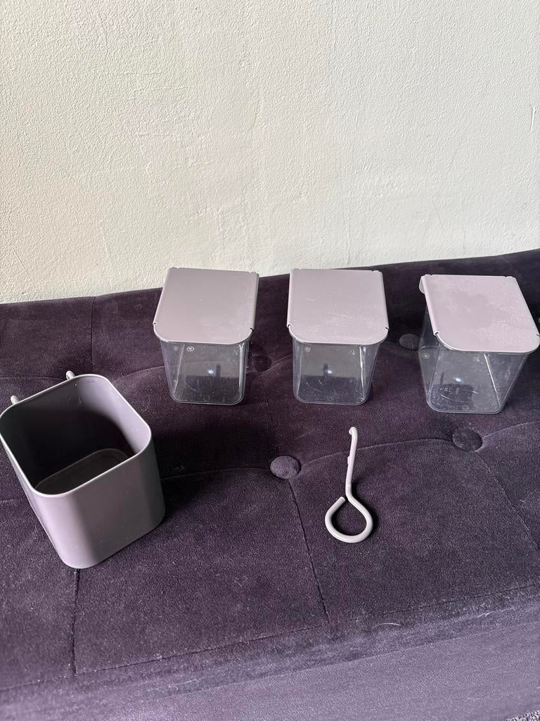 Accessoires voor IKEA Skadis bord - Bakjes en haak, Kunststof, Ophalen of Verzenden, Zo goed als nieuw, Modern