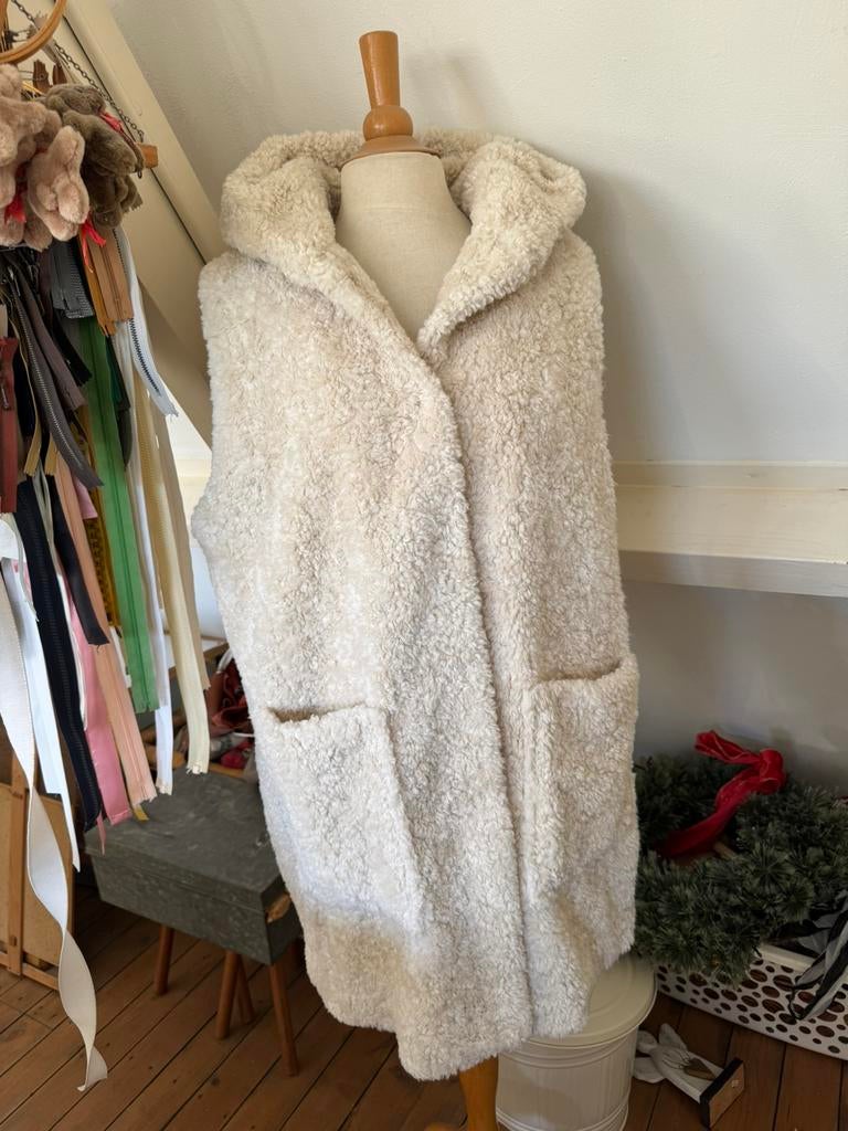 Olsen lange teddy bodywarmer, Kleding | Dames, Ophalen of Verzenden, Zo goed als nieuw, Maat 38/40 (M)