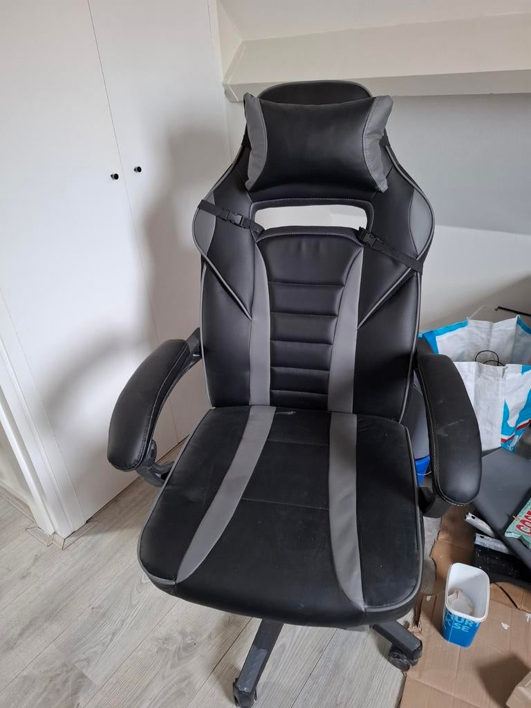 Ergonomische Gaming Bureaustoel met Voetsteun, Huis en Inrichting, Bureaustoelen, Ophalen