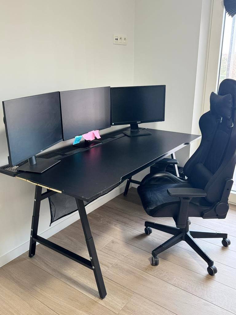 Gaming bureau + stoel, Huis en Inrichting, Bureaus, Ophalen, Gebruikt