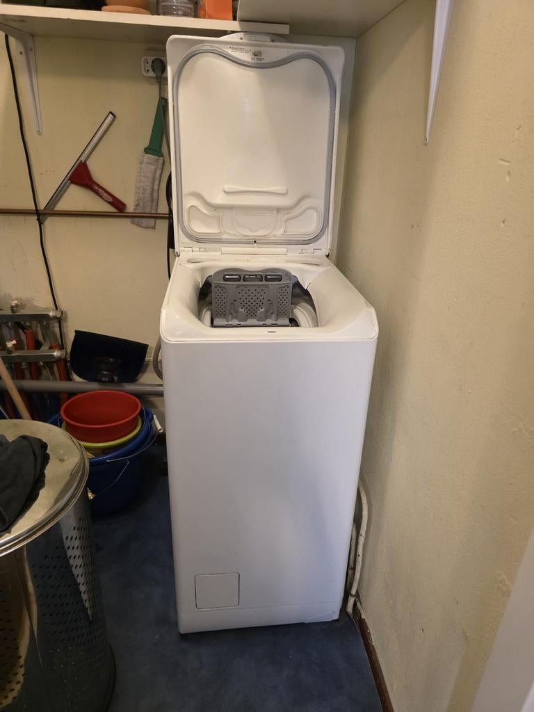 Erg nette wasmachine bovenlader van Electrolux, Ophalen, Zo goed als nieuw, 85 tot 90 cm, 1200 tot 1600 toeren