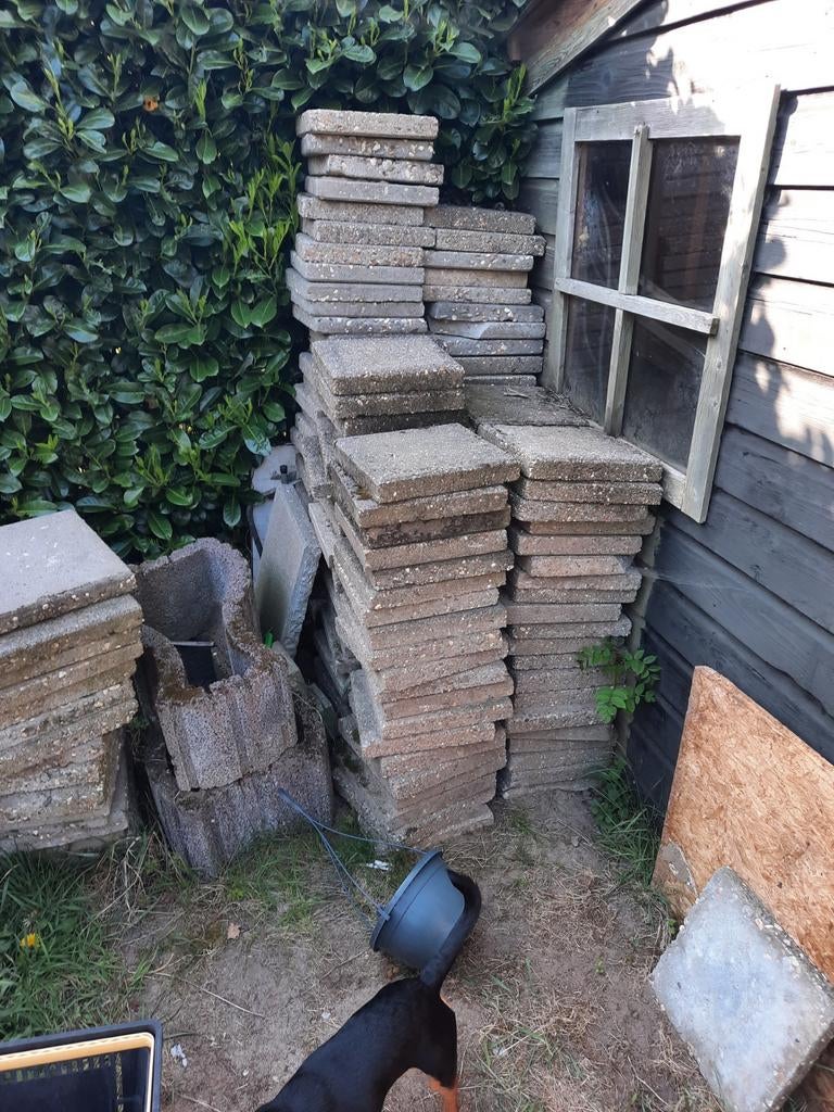 Gratis, Tuin en Terras, Tegels en Klinkers, Ophalen of Verzenden, Beton, Klinkers