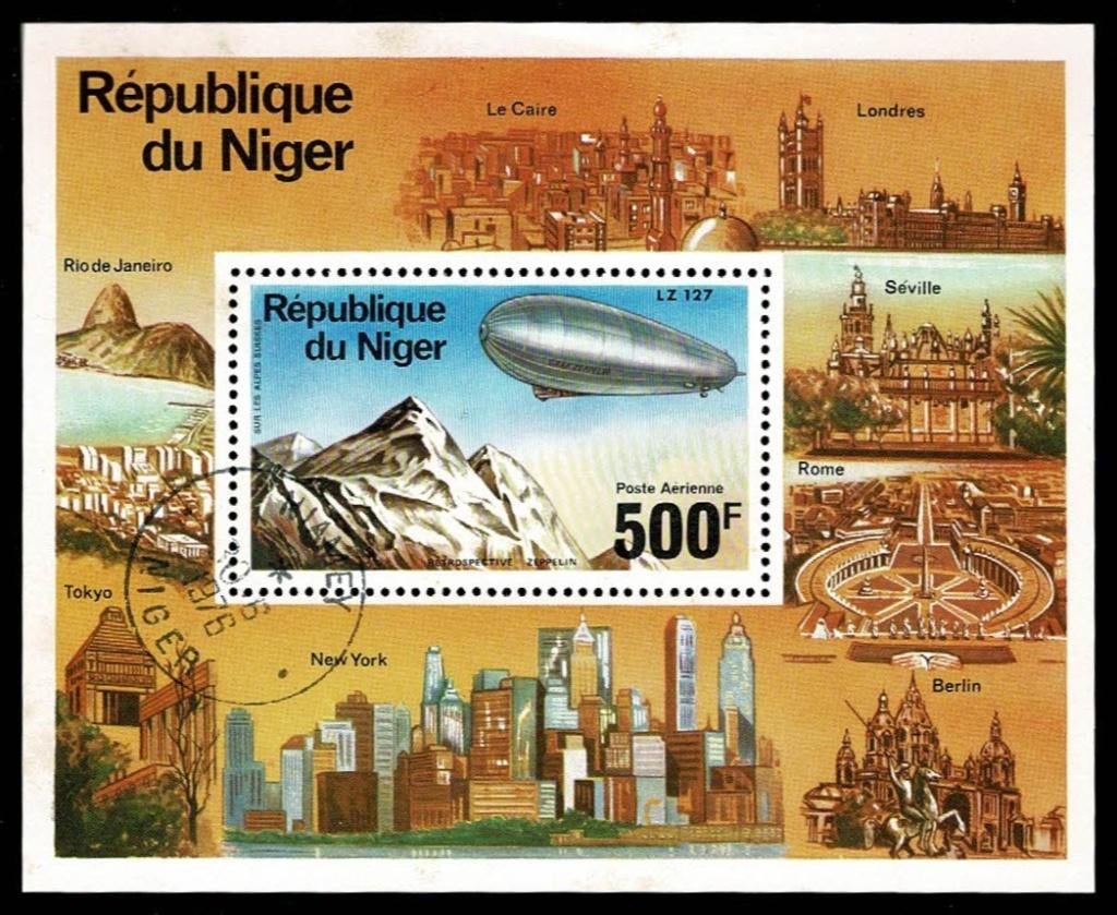 Zeppelin : Zeppelin LZ127 op postzegelblok Niger, Verzenden, Gebruikt, Overige typen