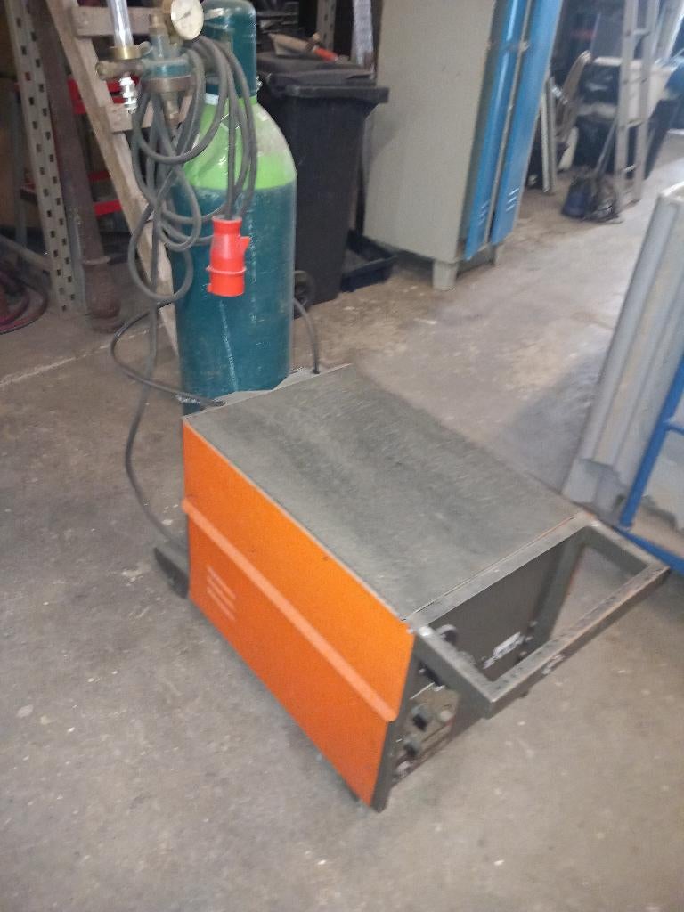 Afgeschermde Gas Lasmachine Lorch Export 2000, Ophalen, Gebruikt, 150 tot 250 ampère, Co2