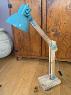 Industriële houten tafellamp - uniek design, Huis en Inrichting, Lampen | Tafellampen, Ophalen of Verzenden, Zo goed als nieuw