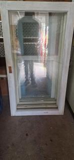 Nette hardhouten uitzet ramen., Gebruikt, Raamkozijn, Inclusief glas, 75 tot 150 cm