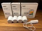 Tado Starter Kit V3+ met 4 Slimme Radiatorknoppen, Ophalen of Verzenden, Slimme thermostaat, Zo goed als nieuw