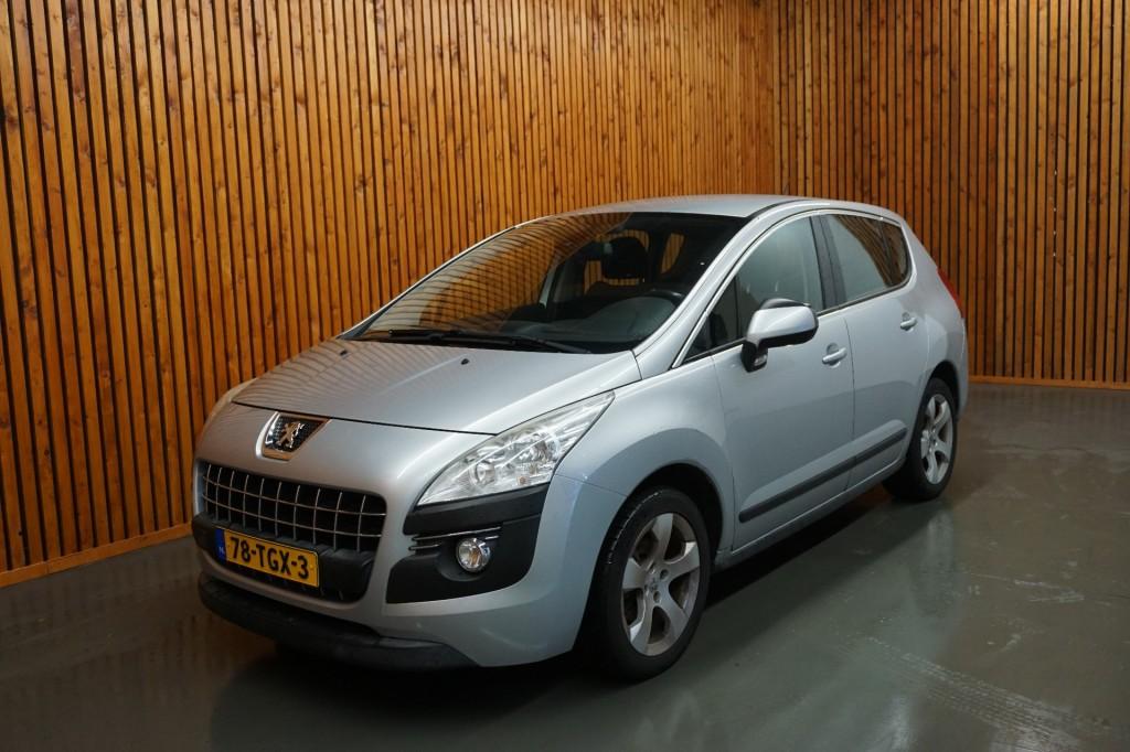 Peugeot 3008 1.6 VTI ST/ CLIMA/ NAVIGATIE, Euro 5, Gebruikt, 4 cilinders, 14 km/l