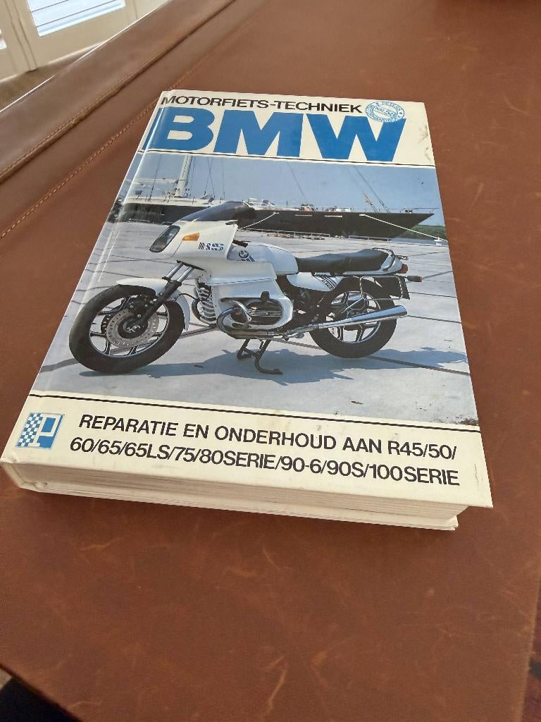 Churchill, Jeremy - bmw twins werkplaatsboek, Motoren, Ophalen of Verzenden, BMW