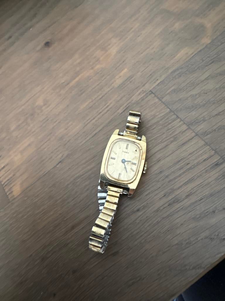 Vintage Timex Dameshorloge Goudkleurig, Sieraden, Tassen en Uiterlijk, Horloges | Dames, Gebruikt, Polshorloge, Overige merken