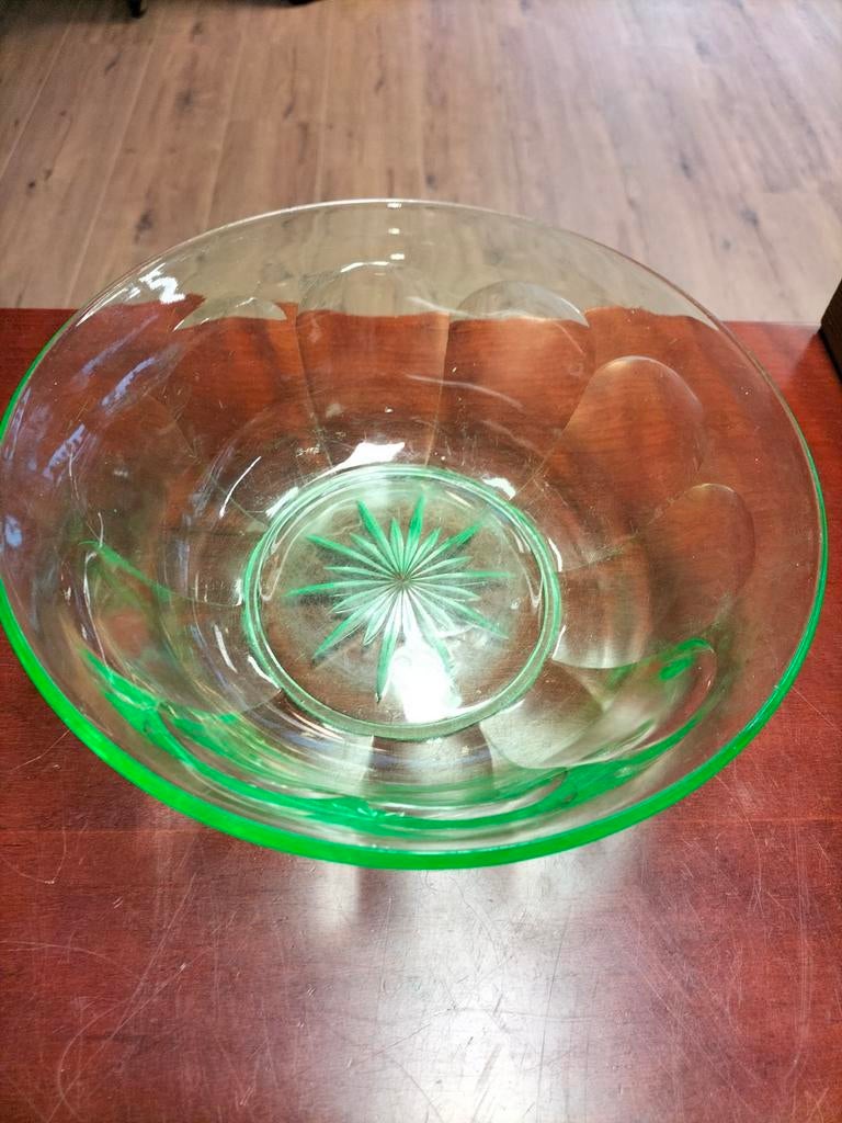 Vintage Uranium Glas Fruitschaal - Lichtgevend Groen, Ophalen of Verzenden