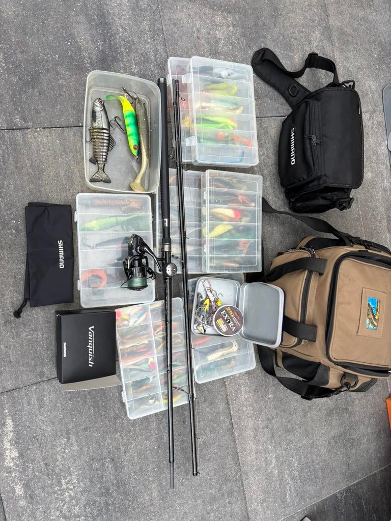 Shimano vanquish 5000 molen met shimano vibralock, Watersport en Boten, Ophalen of Verzenden, Zo goed als nieuw, Molen