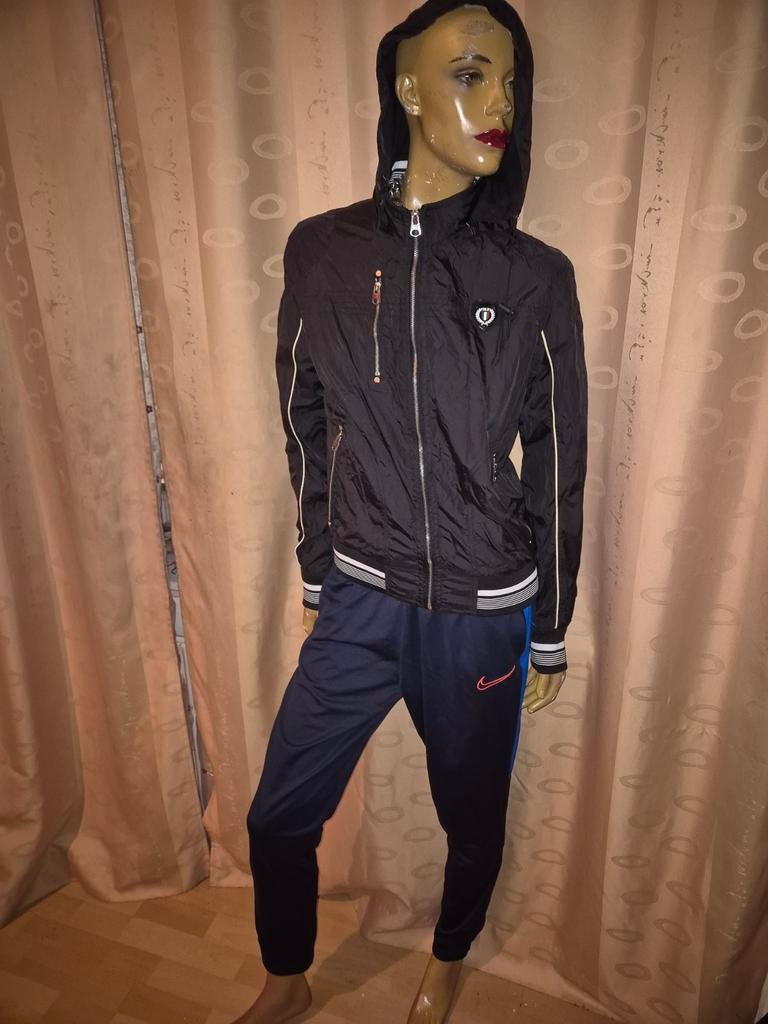 Zwarte zomerjas met capuchon van frlendli maat L, Maat 52/54 (L), Ophalen of Verzenden, Zo goed als nieuw, Frlendli