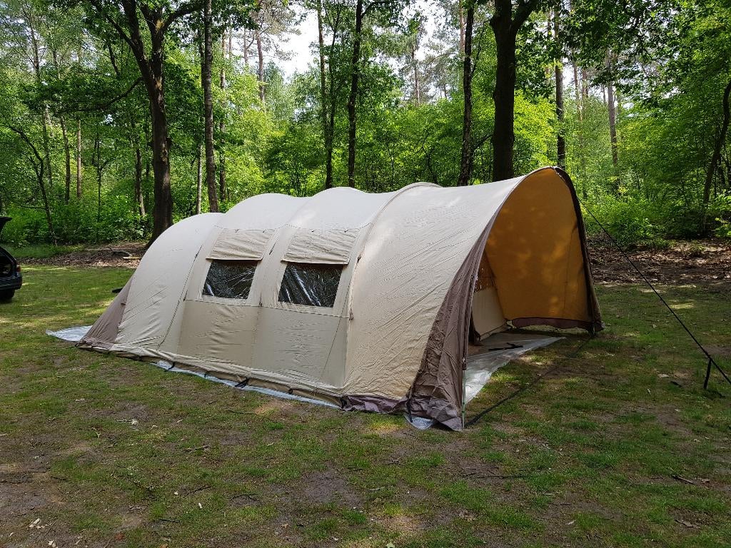 Bardani Villanova 400 tunnel tent 5 personen, Caravans en Kamperen, Tenten, Ophalen, Zo goed als nieuw, Tot en met 5