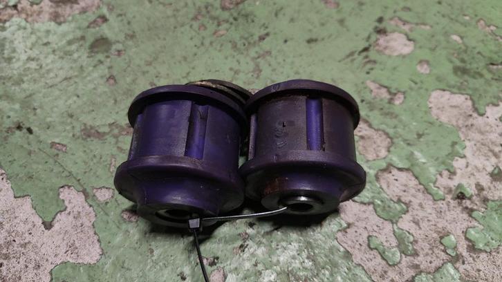 Gebruikte set Powerflex reactiearm rubbers PFF5-501 BMW 5-Se, Auto-onderdelen, Ophanging en Onderstel, BMW, Gebruikt, Ophalen of Verzenden