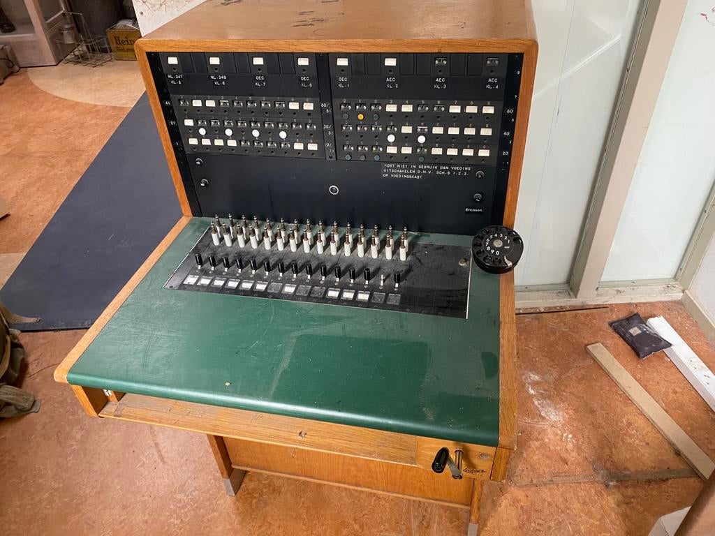 Te koop Ericson LM telefoon centrale, Ophalen, Gebruikt