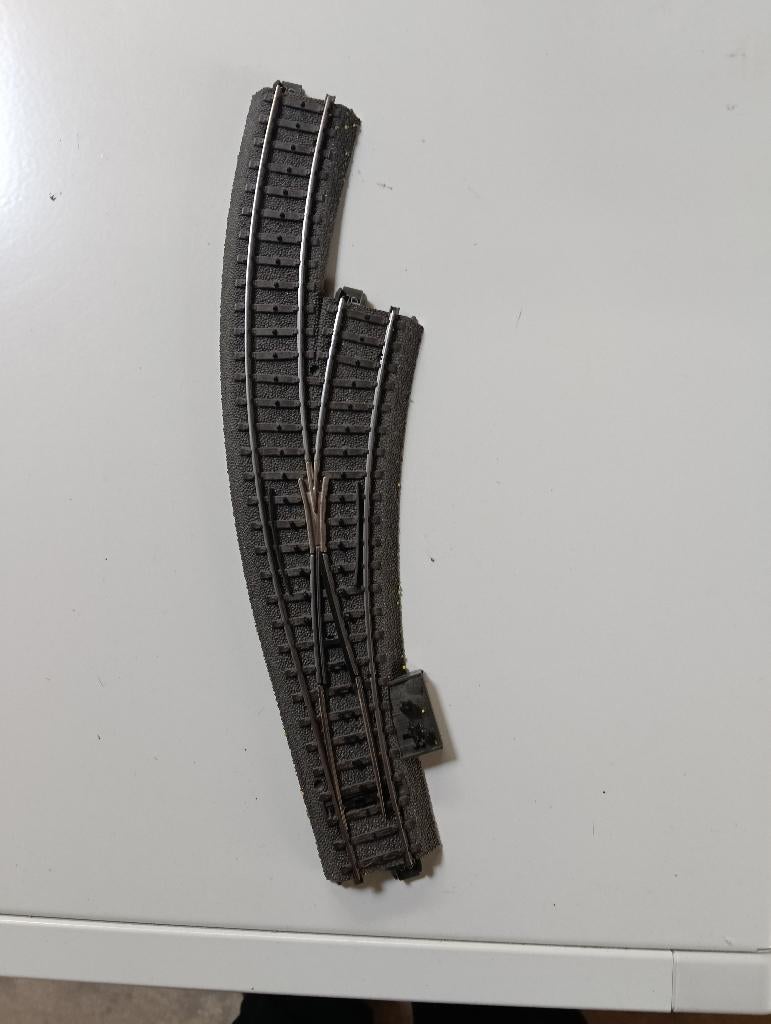 Marklin 24672 H0 Bochtwissel rechts C-rails incl.aandrijving, Hobby en Vrije tijd, Modeltreinen | H0, Wisselstroom, Gebruikt, Wagon