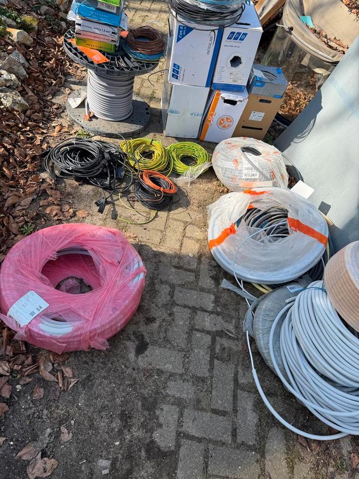 Grote partij kabel - Electricien stopt ermee!, Doe-het-zelf en Verbouw, Elektra en Kabels, Nieuw, Overige typen, Ophalen of Verzenden