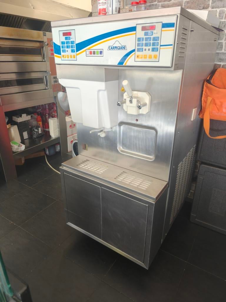 Carpigiani AES COBS PSP DF Softijsmachine (Twin Twist, Pomp), Ophalen of Verzenden, Gebruikt, Overige typen