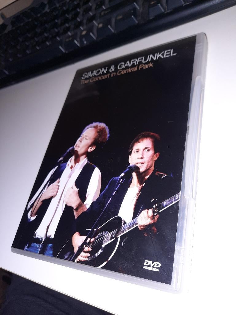 DVD Simon & Garfunkel – The Concert In Central Park, Alle leeftijden, Ophalen, Zo goed als nieuw
