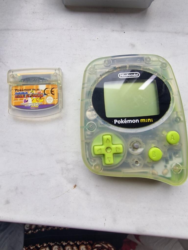 Pokémon Mini Console met Pokémon Puzzle Collection, 1 speler, Ophalen of Verzenden, Zo goed als nieuw, Vanaf 3 jaar