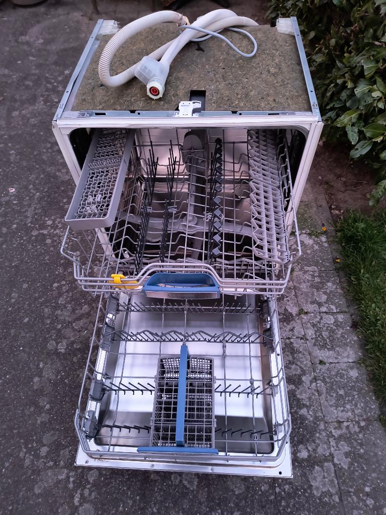 vaatwasser SMV95M30NL, Witgoed en Apparatuur, Vaatwasmachines, Ophalen, Gebruikt, 60 cm of meer, Minder dan 10 liter