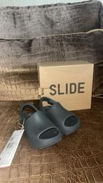 Yeezy Slide slippers maat 25 voor kinderen, Ophalen of Verzenden, Nieuw, Jongetje of Meisje, Overige typen