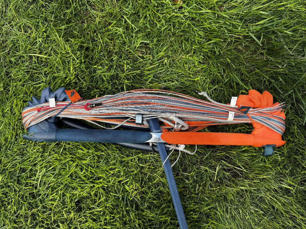 F-One Linx bar 2022 – compleet en direct klaar voor gebruik, Watersport en Boten, Kitesurfen, Ophalen, Gebruikt, Bar, Geen board