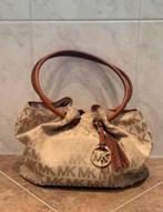 Michael Kors tas handtas schoudertas bruin met all-over logo, Ophalen of Verzenden, Zo goed als nieuw, Bruin