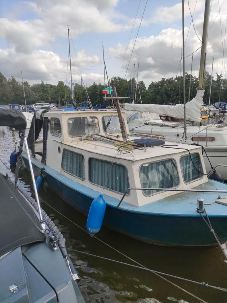 Kruiser motorboot 7 meter, Watersport en Boten, Motorboten en Motorjachten, Gebruikt, Staal, 6 tot 9 meter, Benzine, Binnenboordmotor