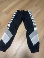 Adidas Broek 12 jaar, Kleding | Dames, Broeken en Pantalons, Zwart, Ophalen of Verzenden, Zo goed als nieuw, Maat 34 (XS) of kleiner