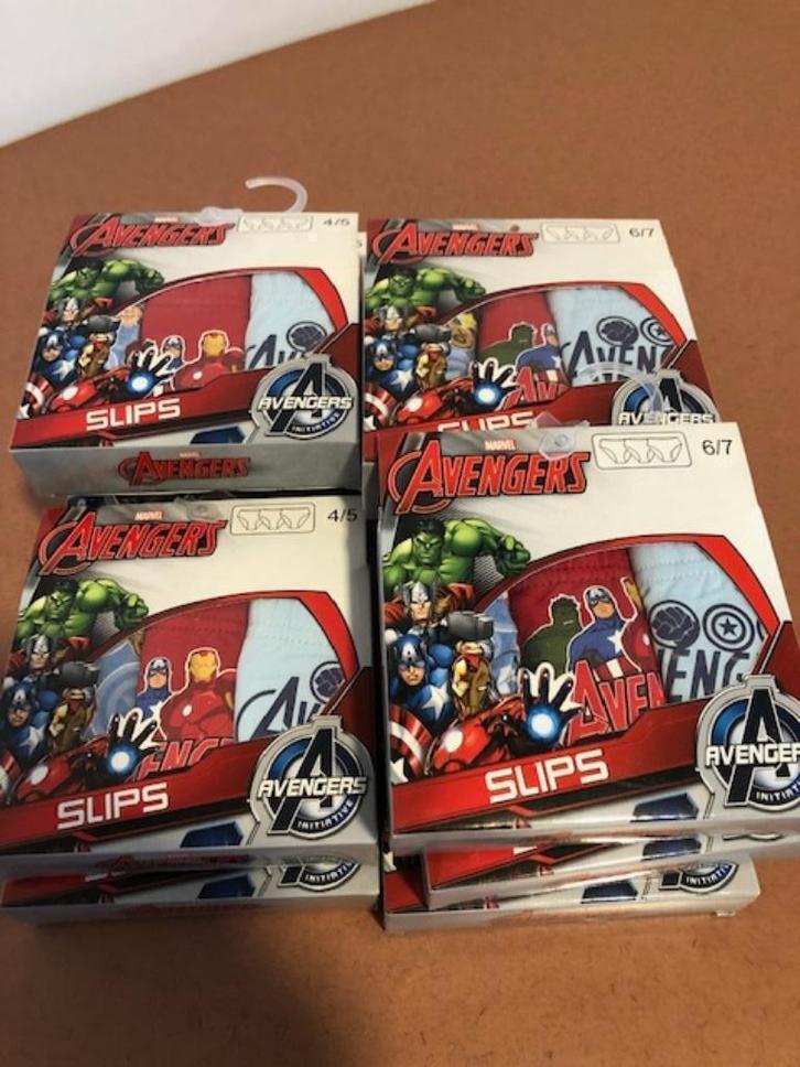 6 Avengers onderbroeken maat 116/122 *NIEUW IN VERPAKKING, Kinderen en Baby's, Kinderkleding | Maat 116, Nieuw, Jongen, Nacht- of Onderkleding