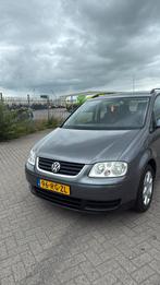Volkswagen Touran 1.6 85KW 2005 Grijs, 74 €/maand, 4 cilinders, Origineel Nederlands, Bedrijf