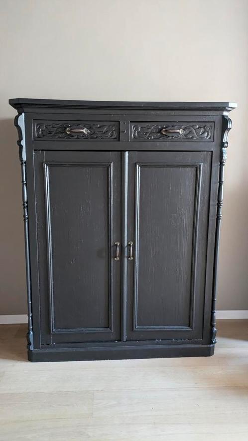 Zwarte (brocante) Kast, Antiek en Kunst, Antiek | Meubels | Kasten, Ophalen