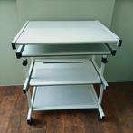 Metalen computertafel computertrolley met 3 hoogte niveaus, Ophalen, Gebruikt, 70 tot 120 cm, Metaal