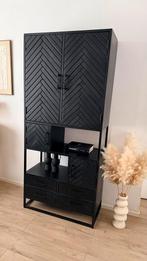 Zwarte vakkenkast met visgraat motief (mangohout), Huis en Inrichting, Kasten | Boekenkasten, 50 tot 100 cm, Zo goed als nieuw