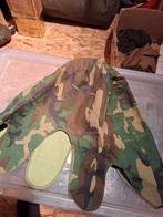 Woodland helm cover nette staat, Ophalen of Verzenden, Landmacht, Nederland, Helm of Baret