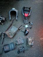 Sym mio 50 2019 in onderdelen frame 45km kappen set injectie, Motoren, Ophalen