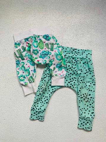 2 Kinderboeken Joy Fits Katoen 68-80 beschikbaar voor biedingen