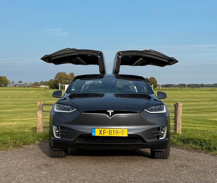 Tesla X 100D | Full options & fabrieksgarantie op motoren, Auto's, Tesla, Particulier, Model X, 4x4, ABS, Achteruitrijcamera, Adaptieve lichten
