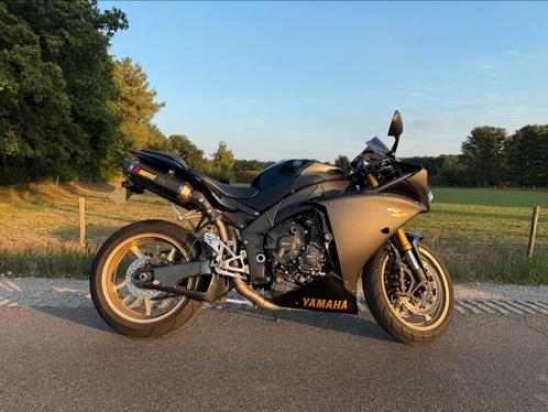 Yamaha R1 black and gold, Motoren, Motoren | Yamaha, Particulier, Ophalen