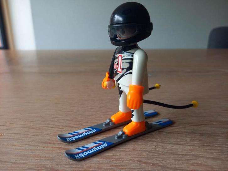 Playmobil Skiër - 9288 COMPLEET, Kinderen en Baby's, Speelgoed | Playmobil, Zo goed als nieuw, Complete set, Ophalen of Verzenden