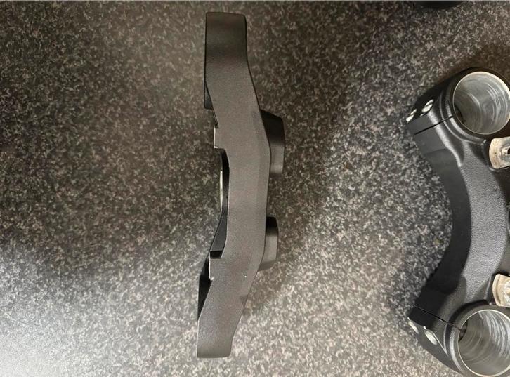 Ducati Monster 1200 Kroonplaten Set 2015, Motoren, Onderdelen | Overige, Gebruikt, Ophalen of Verzenden