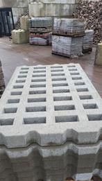 5 stuks waterdoorlatende betonplaten 82x117x10cm, Ophalen, Blok, Zo goed als nieuw, Beton